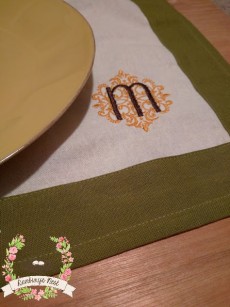 green placemat - m2